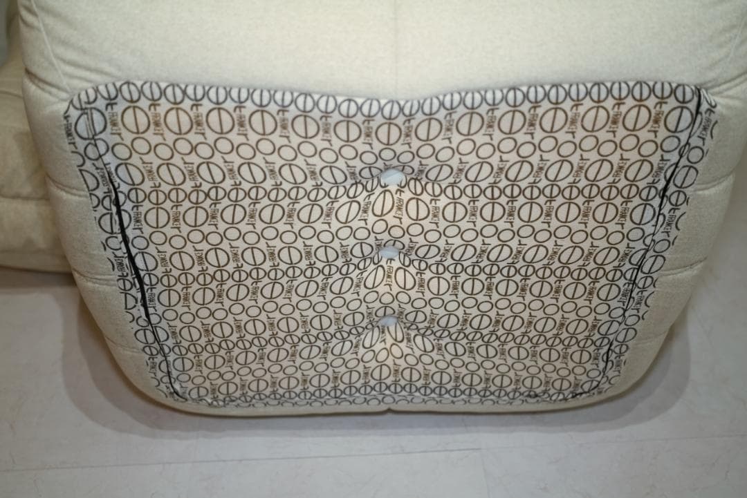 セット販売① 美品 ロゼトーゴ 2Pソファ パフ付 50周年限定 DENDEN