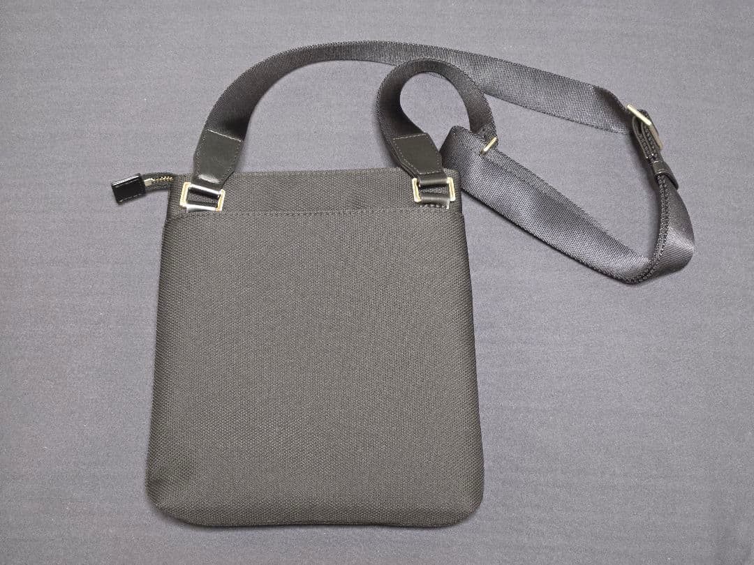 Paul Smith マルチストライプ　ナイロンポケット　ショルダーバッグ