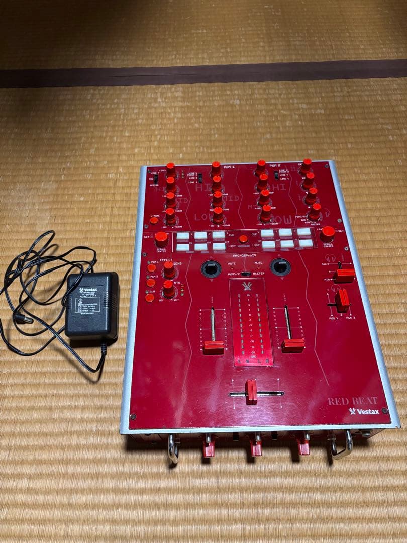 Vestax RED BEAT DJミキサー