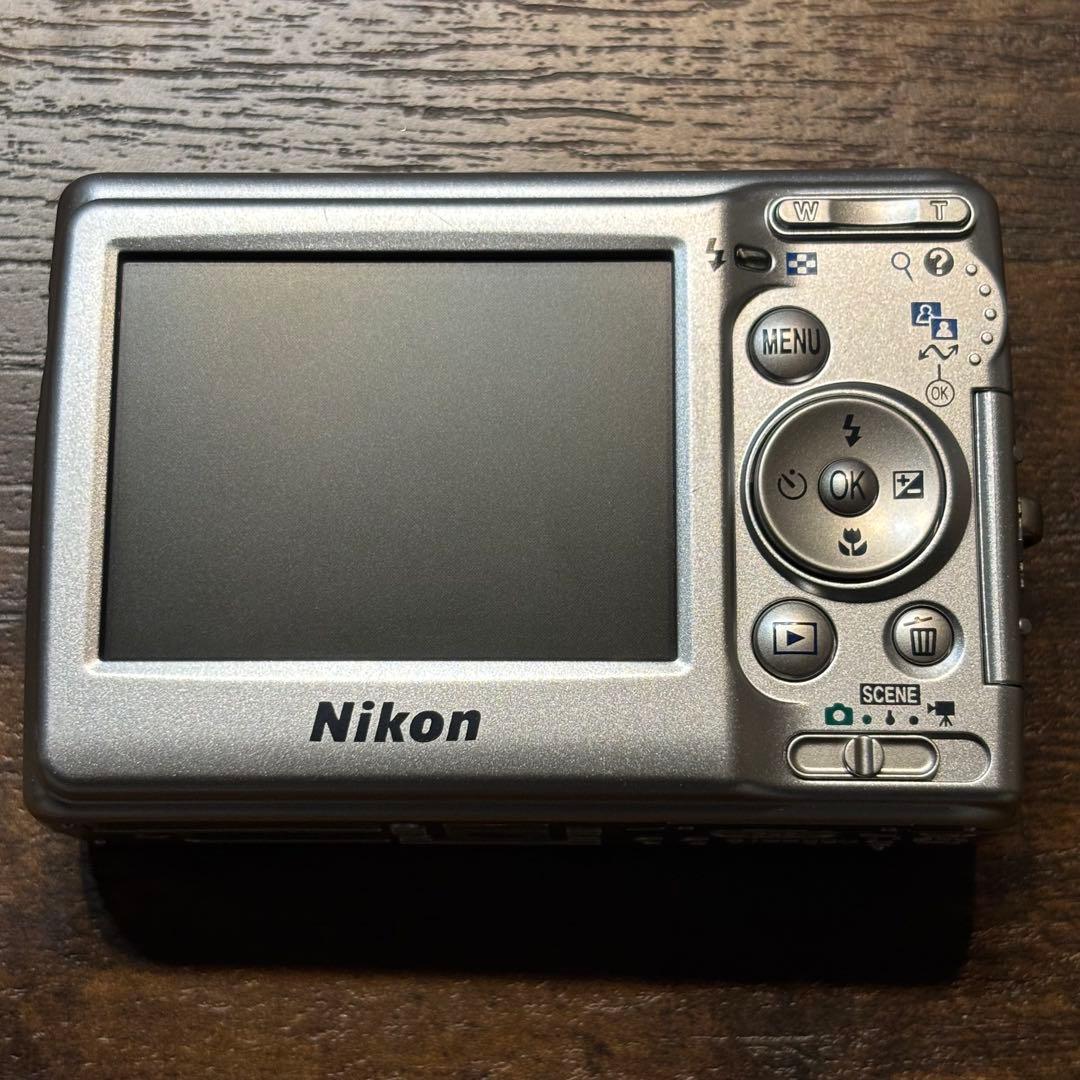 コンパクトデジタルカメラ コンデジ デジカメ 動作品・動作未確認含む４台まとめ