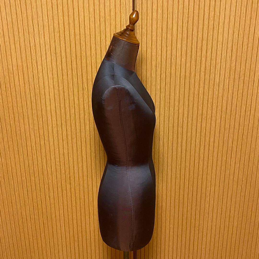 【希少・レア】東京キイヤ レディース ボディトルソー 台座付き マネキン