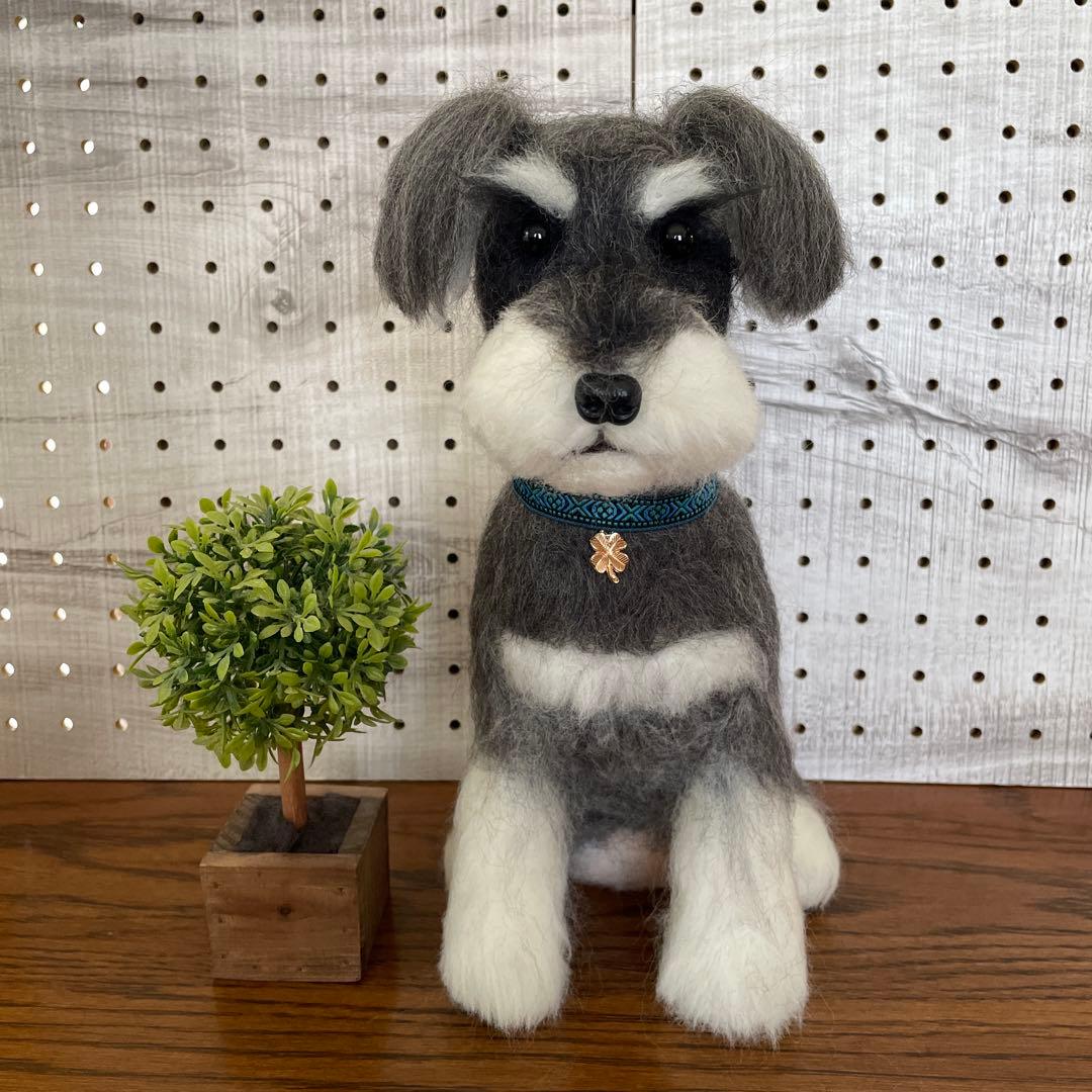 羊毛フェルト　ミニチュアシュナウザー　Mサイズ　3体
