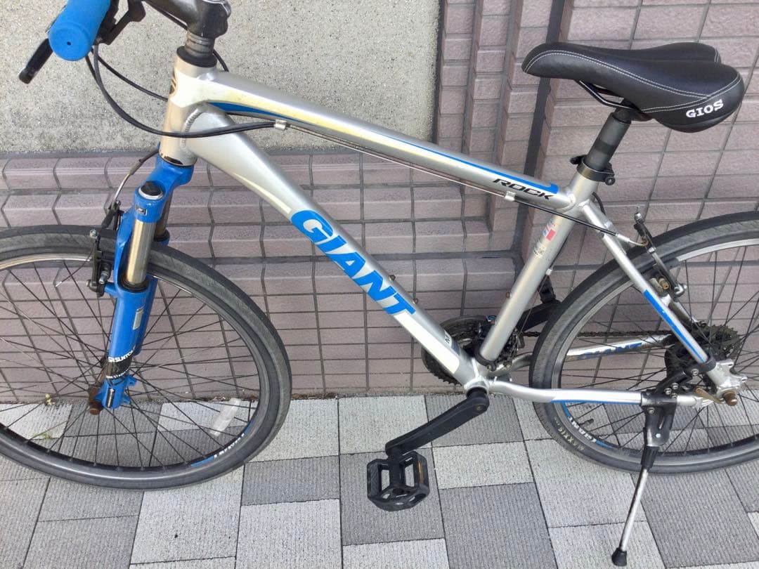 GIANT. ROCK マウンテンバイク　M 東京　自転車