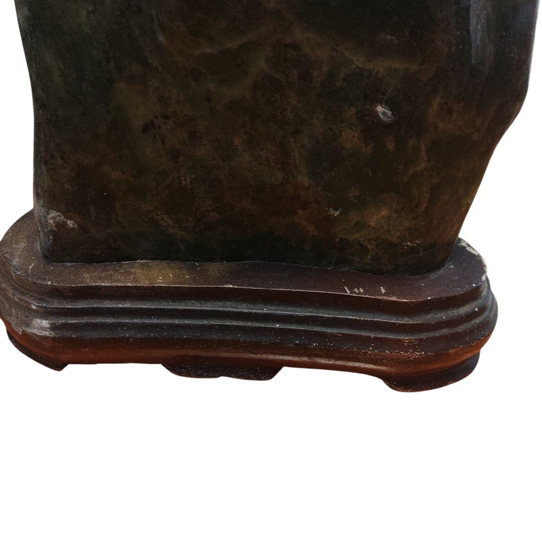 蛇文岩　台付飾り石　高さ64cm