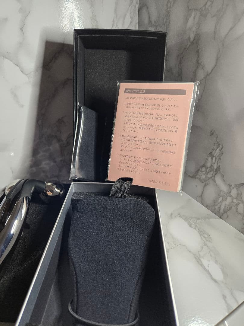 ReFa ACTIVE マッサージ器 本体と収納ケース付き フェイス&ボディ用