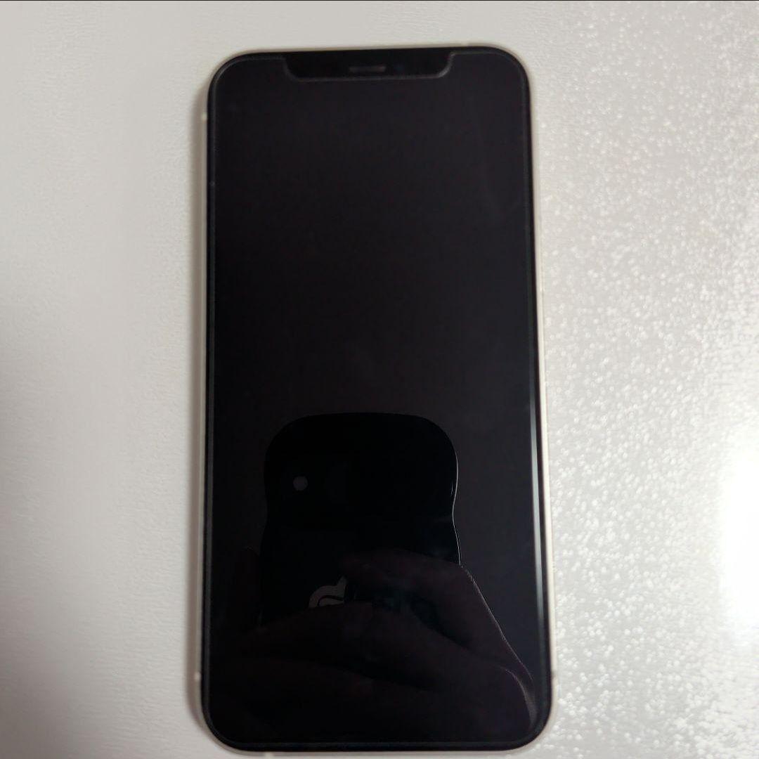 iPhone12 ホワイト