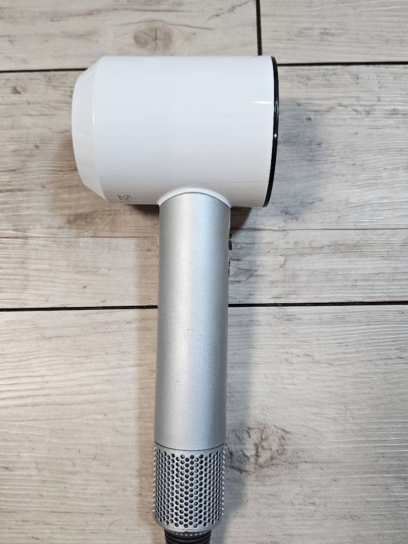 圧倒的最安　保証付き　ダイソン　メンテナンス済み　dyson hd03 01