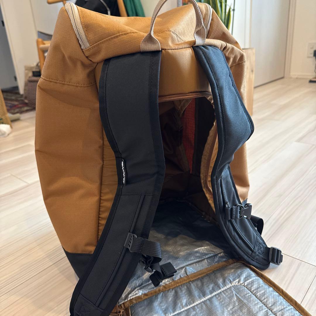 美品DAKINE ダカイン　50L スキー/スノボブーツケース