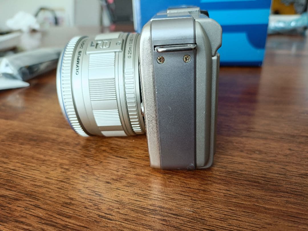 E-PL1 OLYMPUS デジタル一眼レフ ゴールド・シルバー