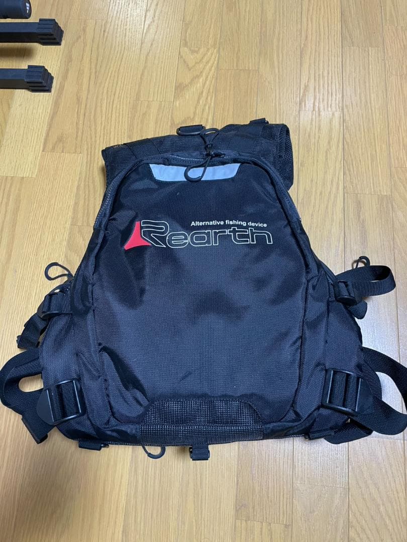 Rearth（リアス）ALPHA ブラックライフジャケット