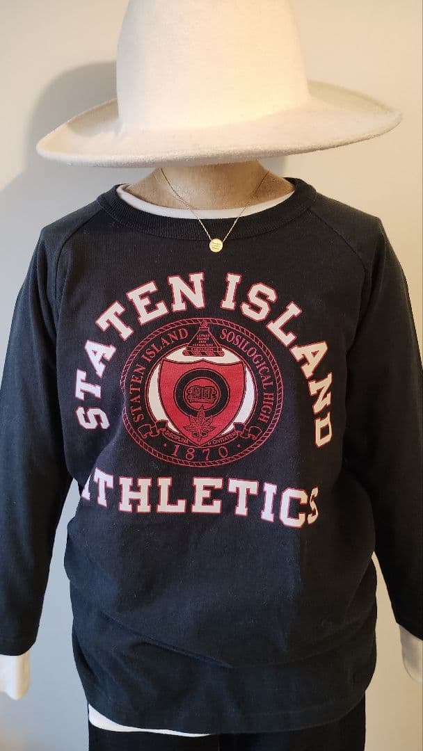 スミレ様 C6901 ロゴスウェット×コーデュロイパンツコーデ