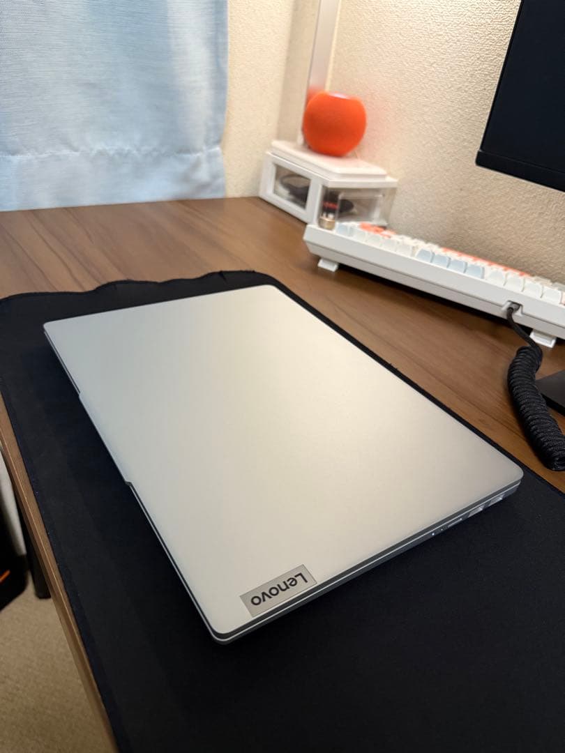 Lenovo IdeaPad gen8 i5-12450H、16GB 512GB