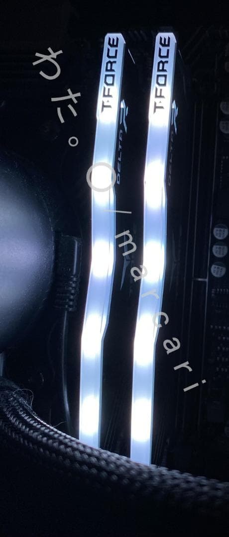 T-FORCE　DELTA R　DDR4-3000　16GB　8GB×２枚セット