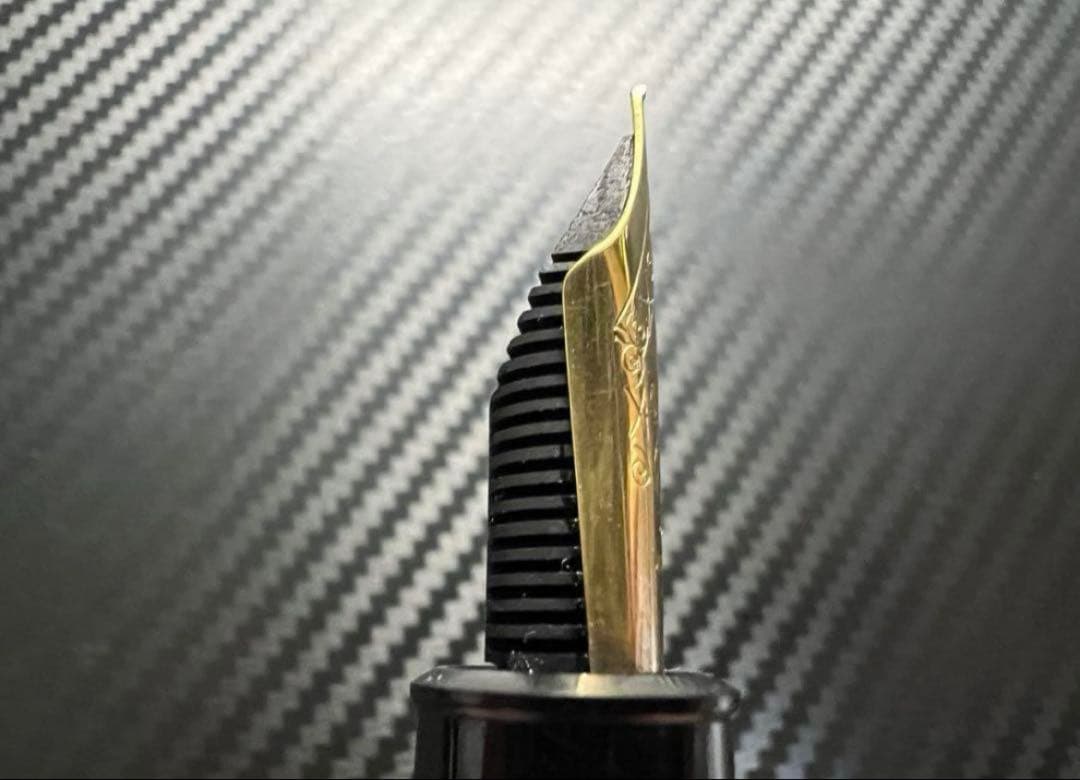 モンブラン マイスターシュテュック 149 万年筆 18C 3帯 F 細字