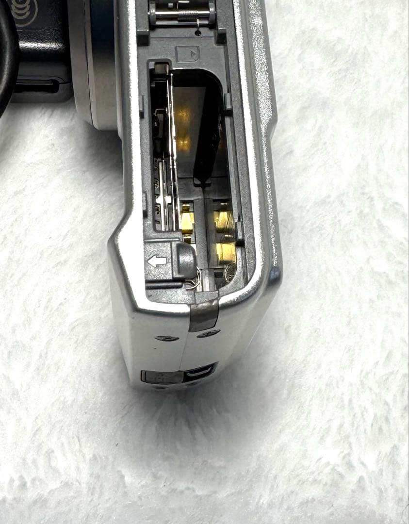 デジタルカメラ Casio Exilim EX-ZS100 #2969