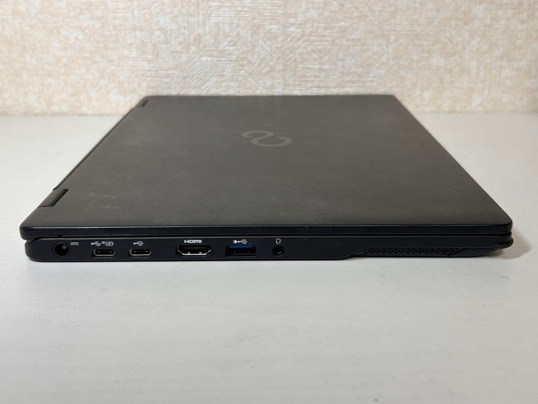 Fujitsu LIFEBOOK ノートPC 本体