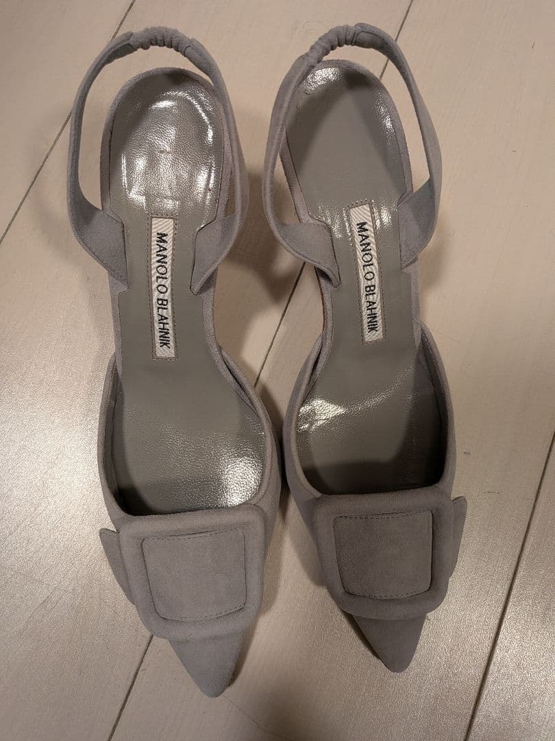 MANOLO BLAHNIK グレー ポインテッドトゥ ミュール