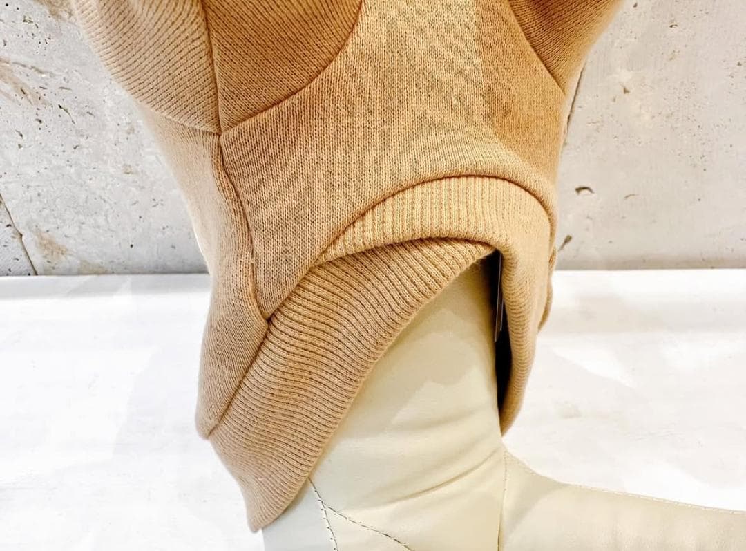 DENIM ROSE ビッグワッペンパステルトレーナー