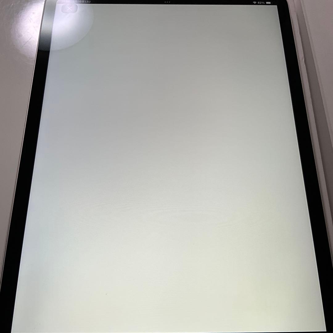 iPad Pro 11インチ 第4世代 少画面傷あり 3K873J/A シルバー