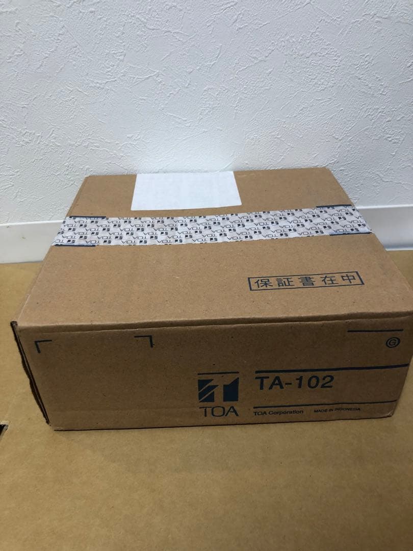 TOA 簡易型アンプ　１０Ｗ TA-102