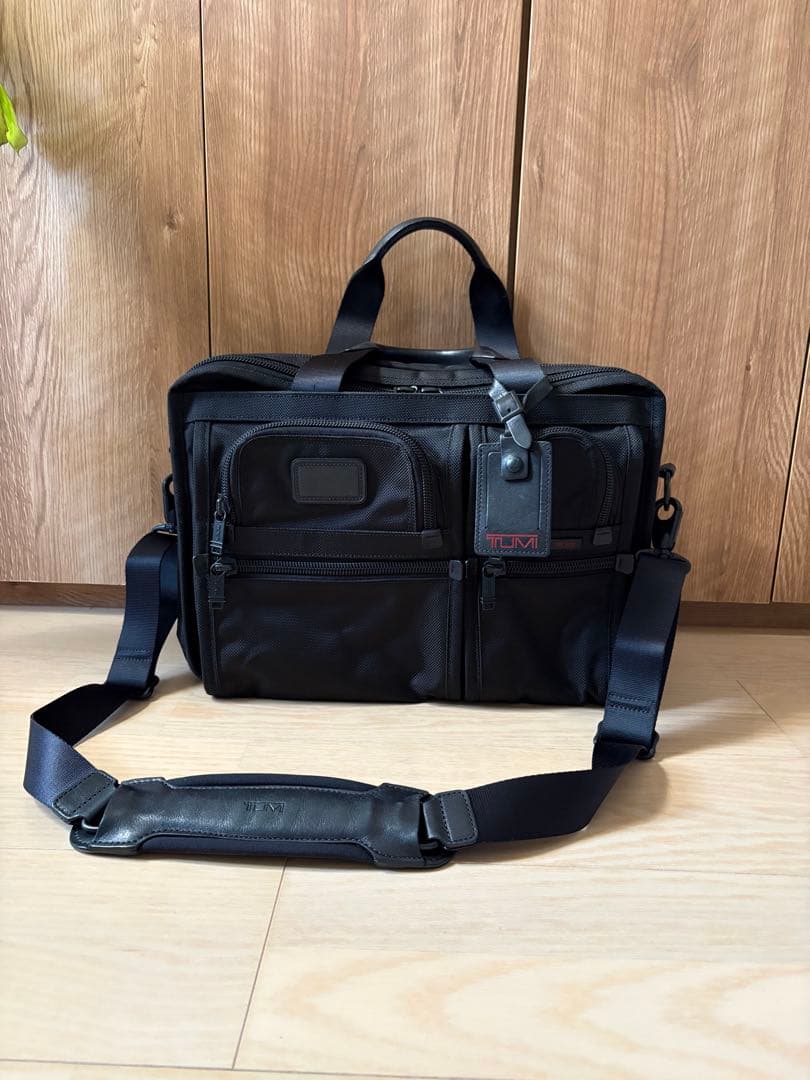 【美品】TUMI ビジネスバッグ 2層 2way マチ拡張 26160DH