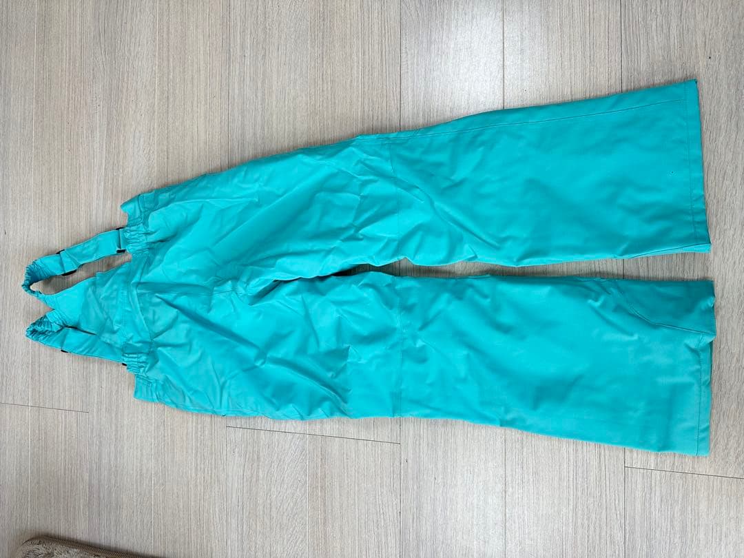 【新品未使用】nima スキーウェア　上下セット　サイズ140cm