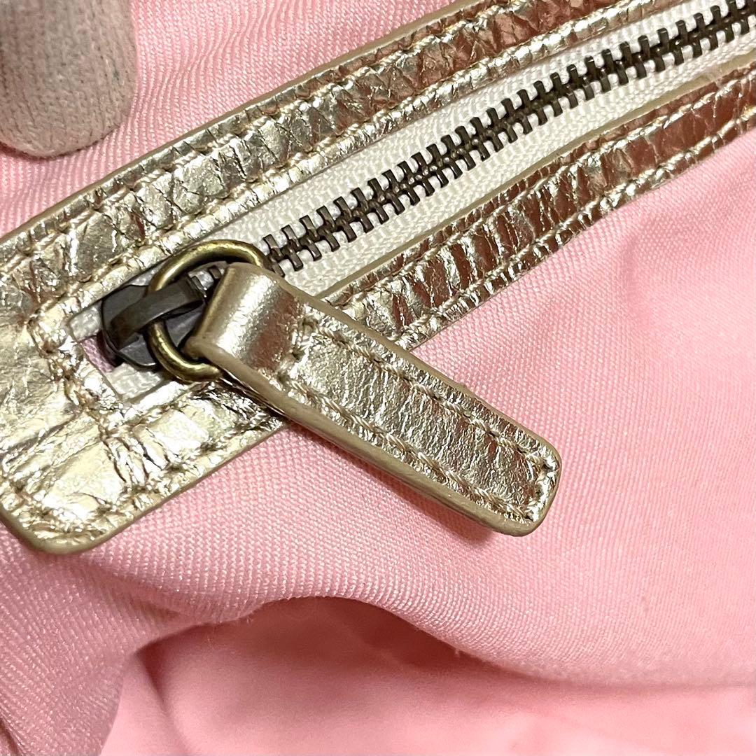 美品/バーバリーブルーレーベル　ハンドバッグ　ショルダーバッグ　デカロゴ