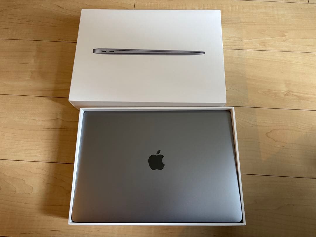 MacBook Air/M1チップ搭載/13インチ/8GBメモリ/256GB