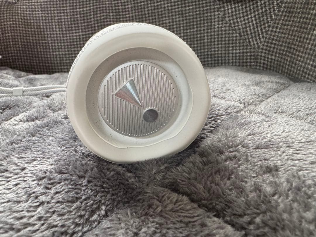 JBL FLIP6 ホワイト ポータブルスピーカー