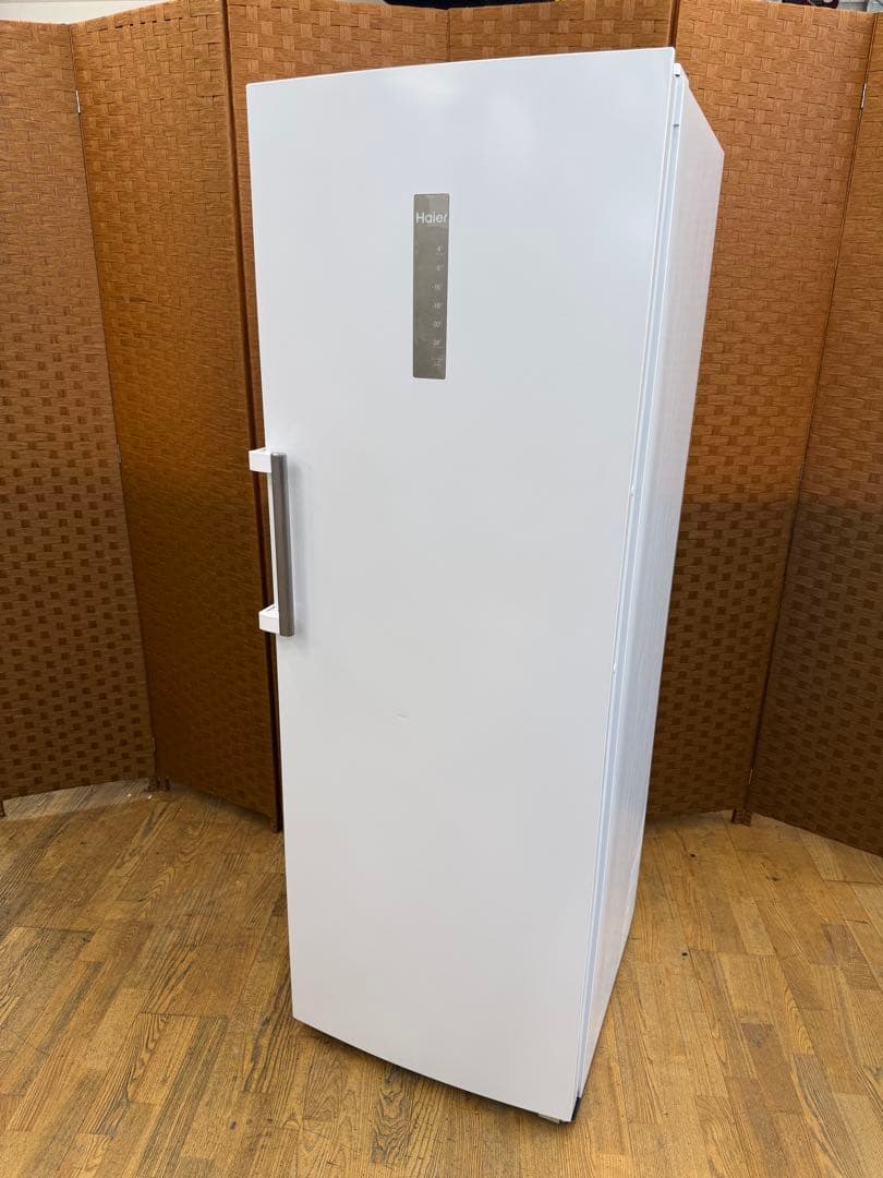 F085 Haier 大容量　冷凍庫　280L 右開き　2021年