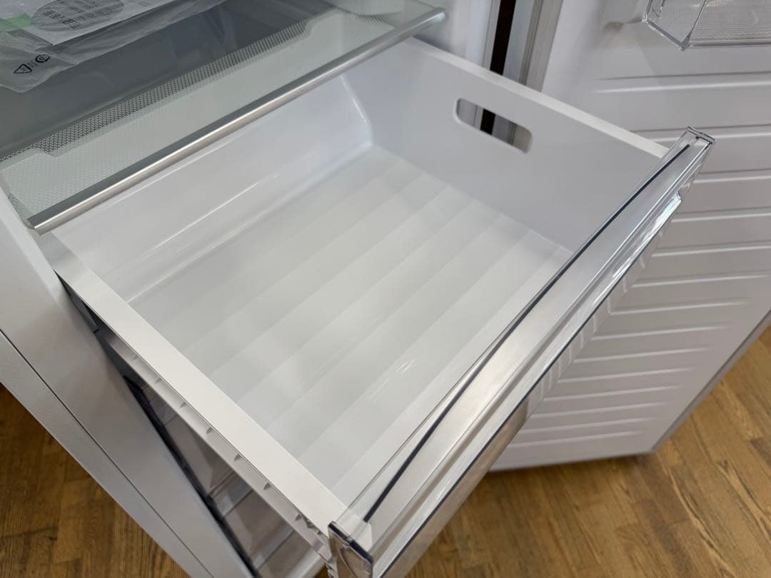 F085 Haier 大容量　冷凍庫　280L 右開き　2021年