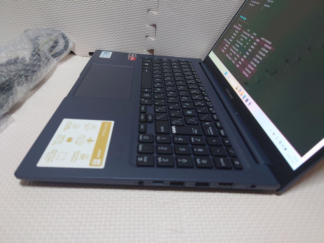 美品ASUS Vivobook15X/Ryzen5 5600H/美麗OLED液晶