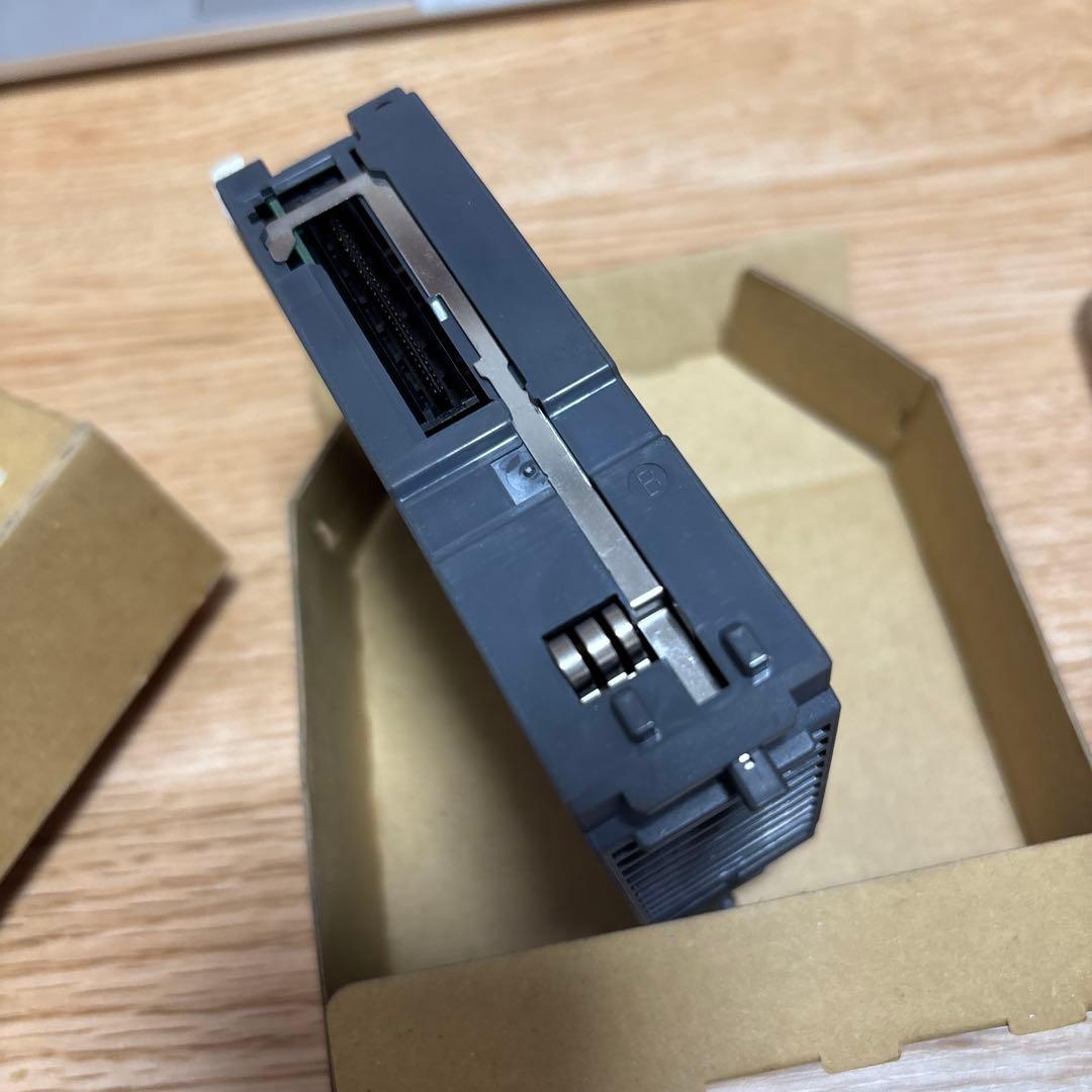 三菱　シーケンサー　CPUユニット　QY40P 1W4305 新品未使用品　最安