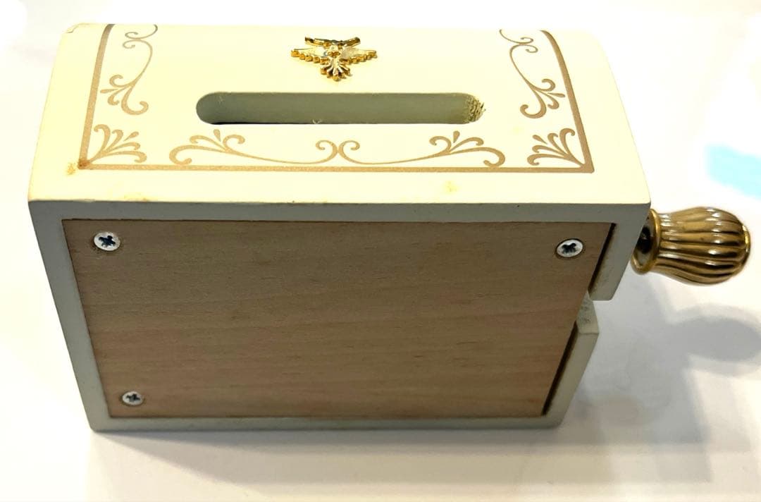 v マジョリカマジョルカ ブランド10周年記念展　手巻きオルゴール