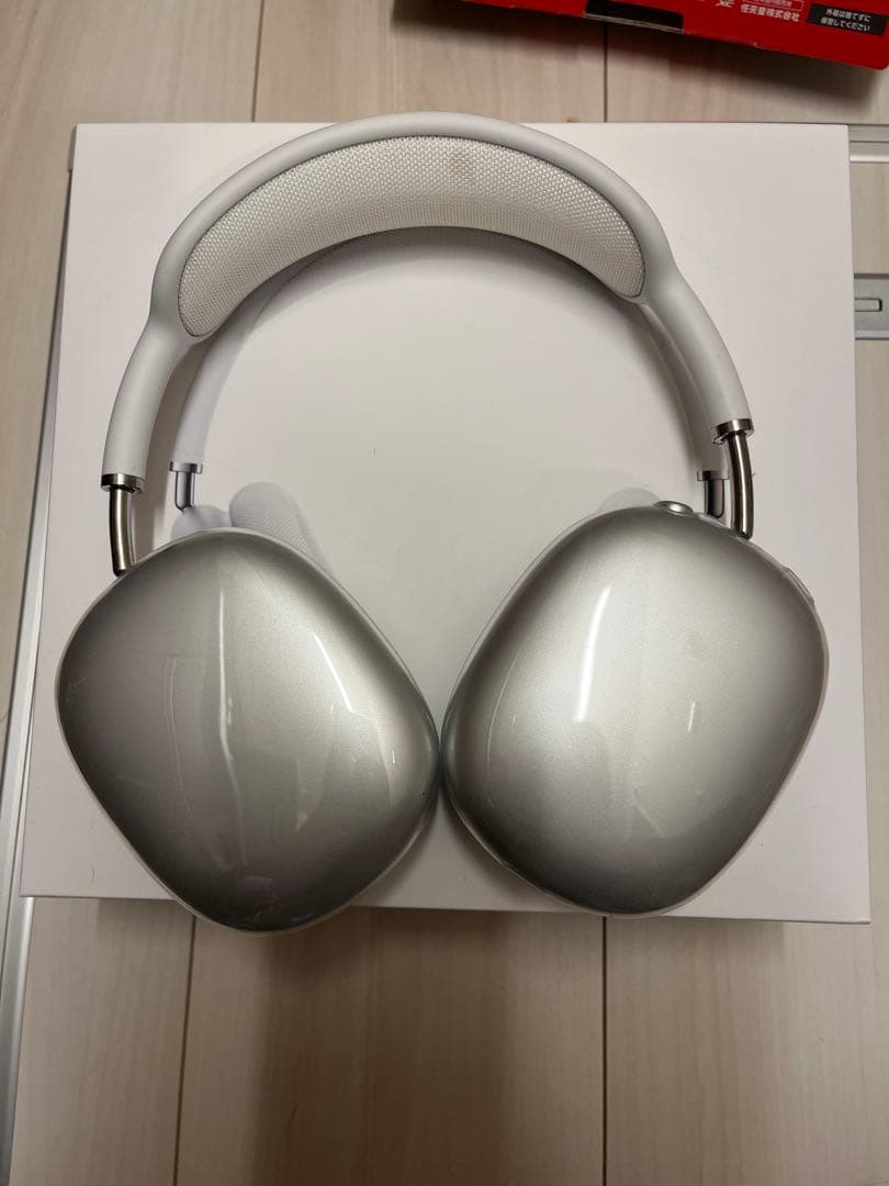 AirPods Max シルバー ケース付き（透明カバー付き）