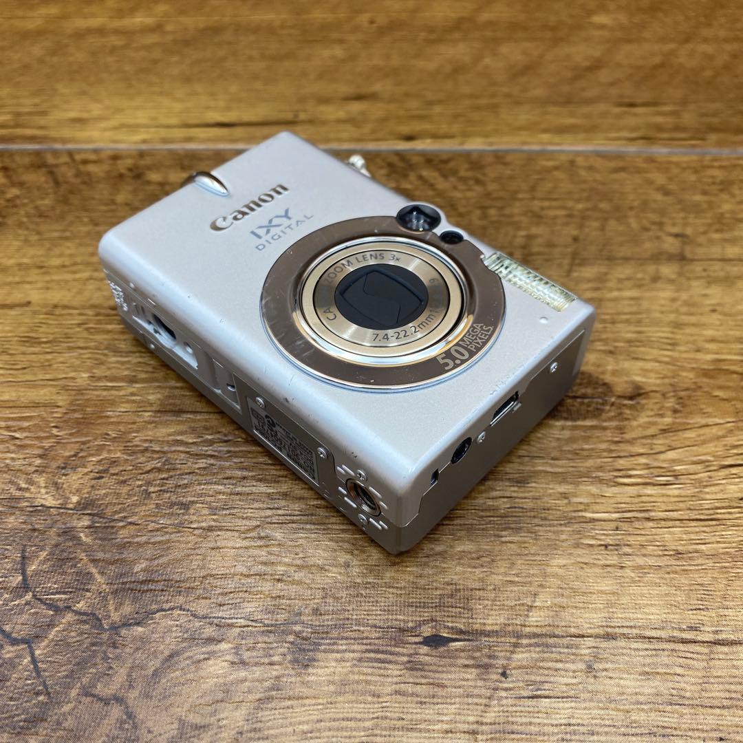Canon キャノン　デジカメ IXY digital 500 y-105