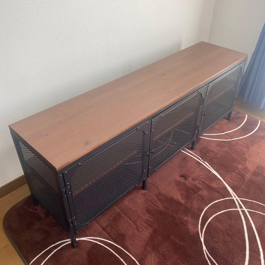イケヤ　フィエルボ　IKEA メッシュパネルデザイン テレビ台　ブラック