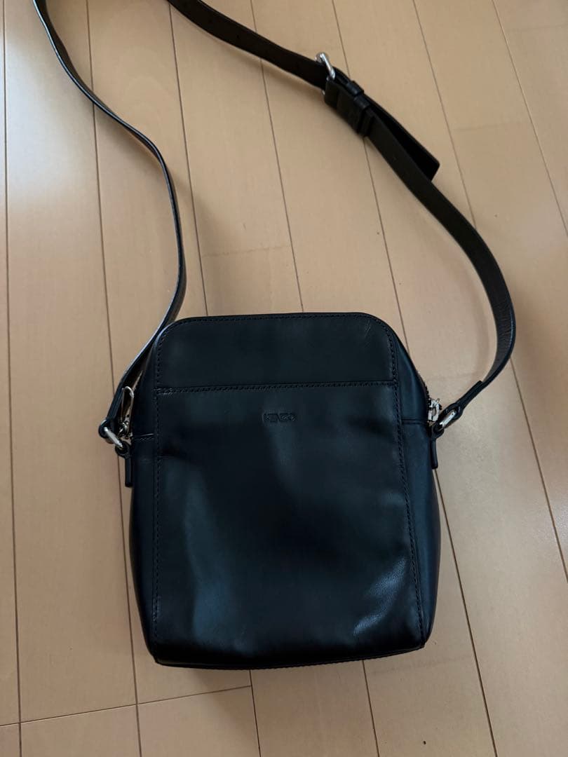 KENZO ブラック レザー ショルダーバッグ