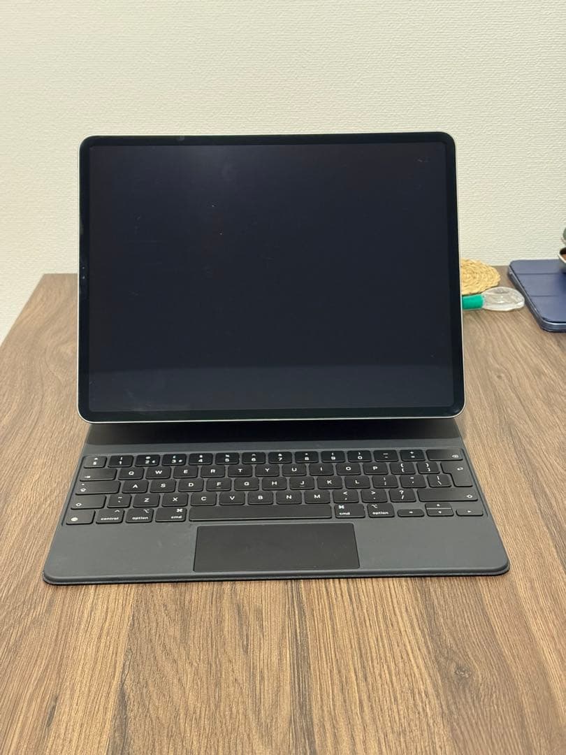 iPad Pro 12.9 第３世代 Wifi Magic Keyboard付き