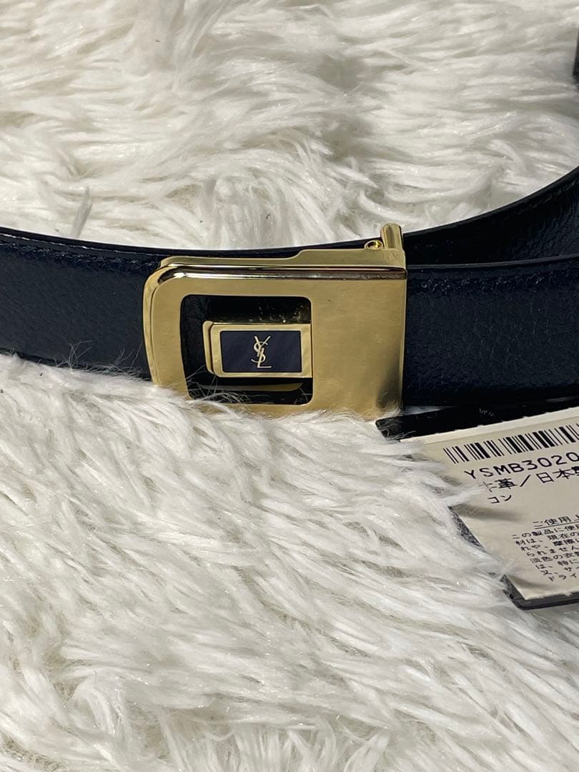 美品 イヴサンローラン 本革　レザーベルト 紺 ゴールド金具 レディース