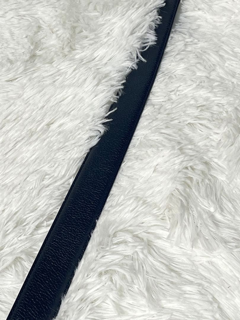 美品 イヴサンローラン 本革　レザーベルト 紺 ゴールド金具 レディース