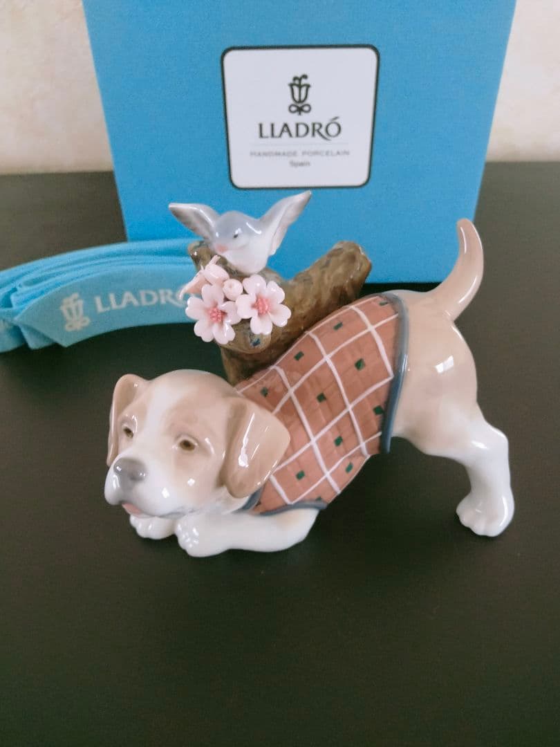 【最終値下げ】新品 リヤドロ「blossoms for the puppy」