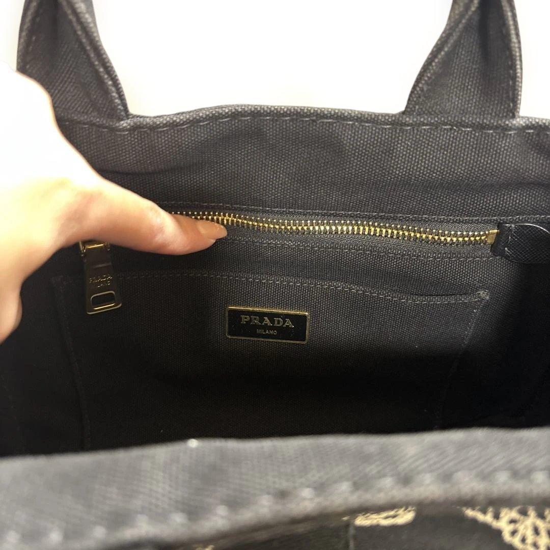 PRADA カナパ