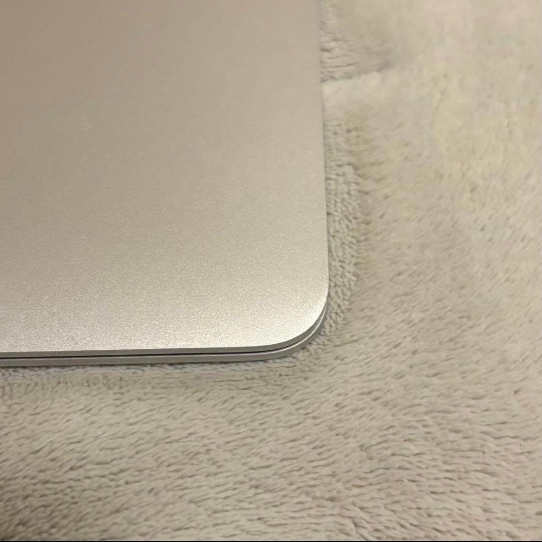 【美品】Apple MacBook Air 2018 13.3 inch