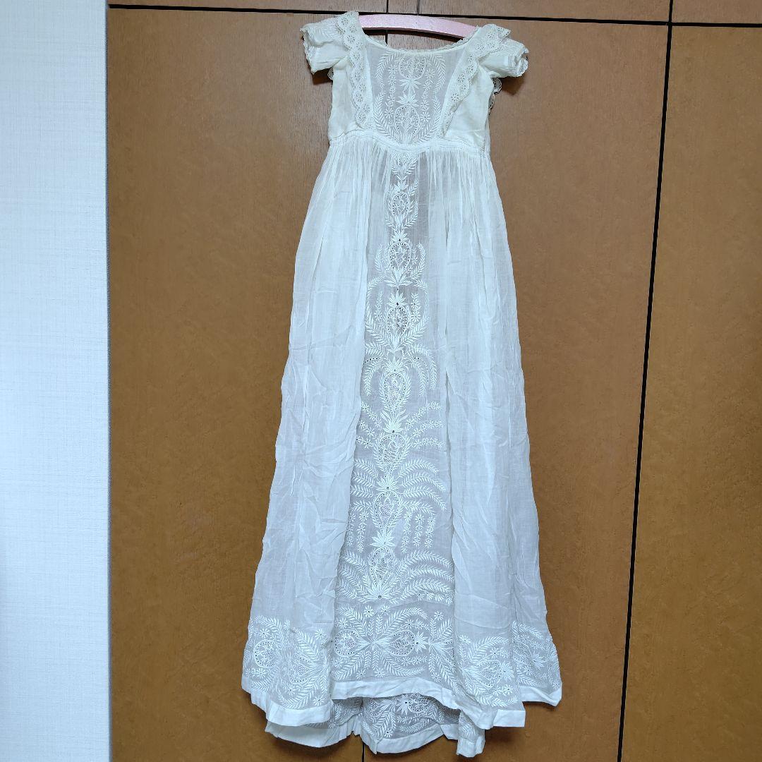 ベビードレス　刺繍　アンティーク　インナー付き　値下げ