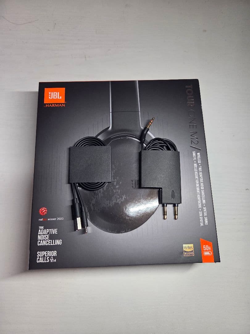 ヘッドホン JBL Tour One M2