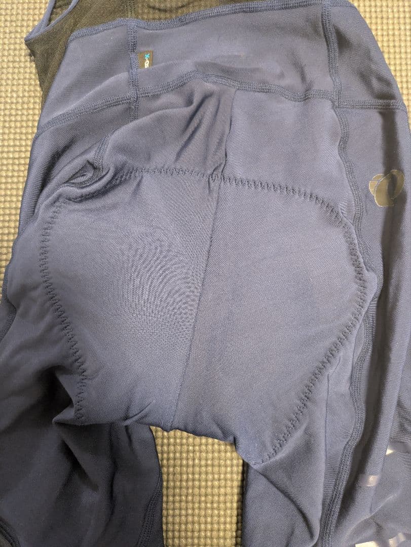 パールイズミ3dxビブショーツMサイズ　アビスカラー