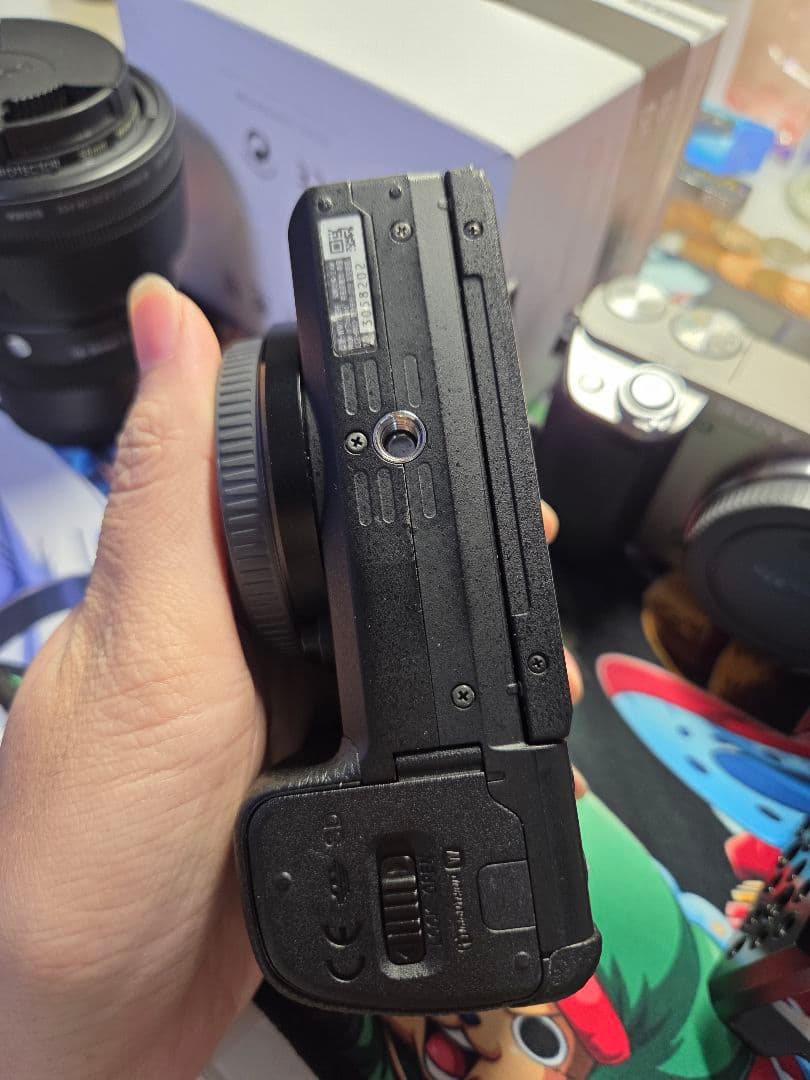 Sony a6400 + Sigma 18-50mm セット