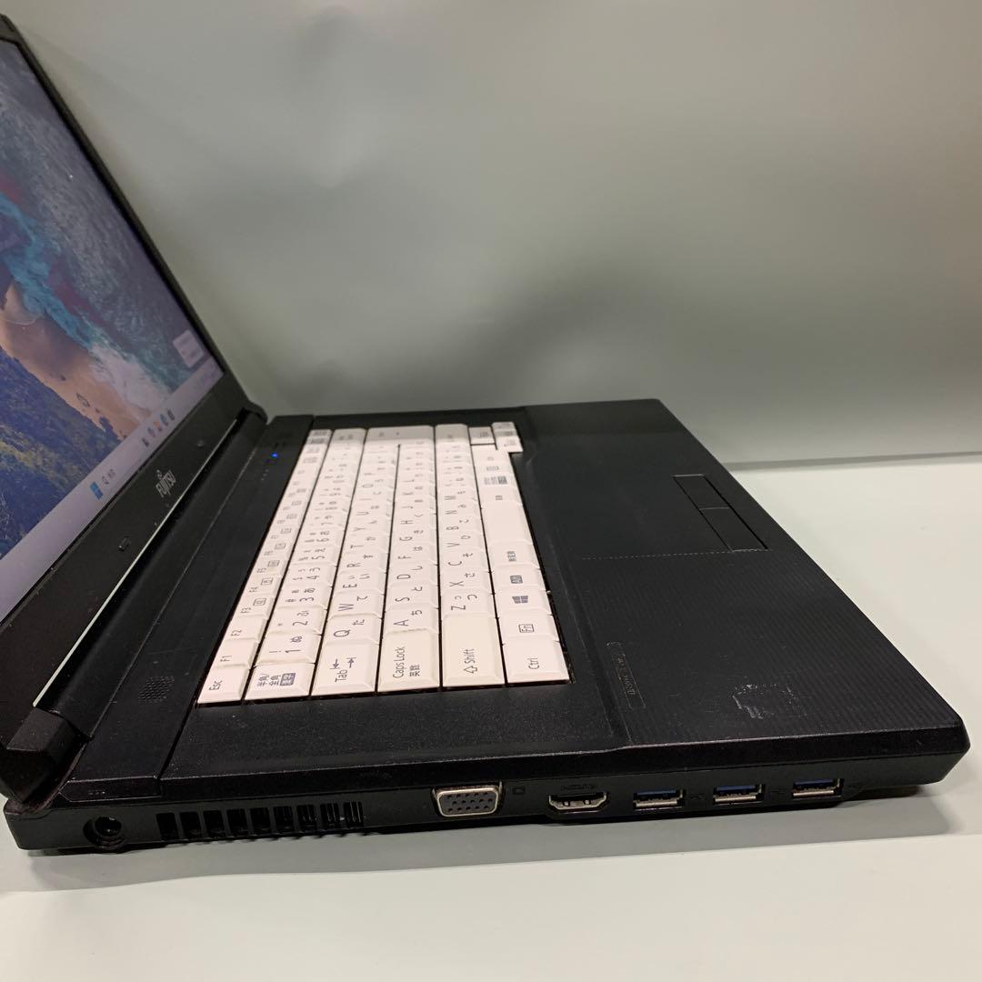 富士通ノートパソコン美品DVD 爆速SSD Windows11