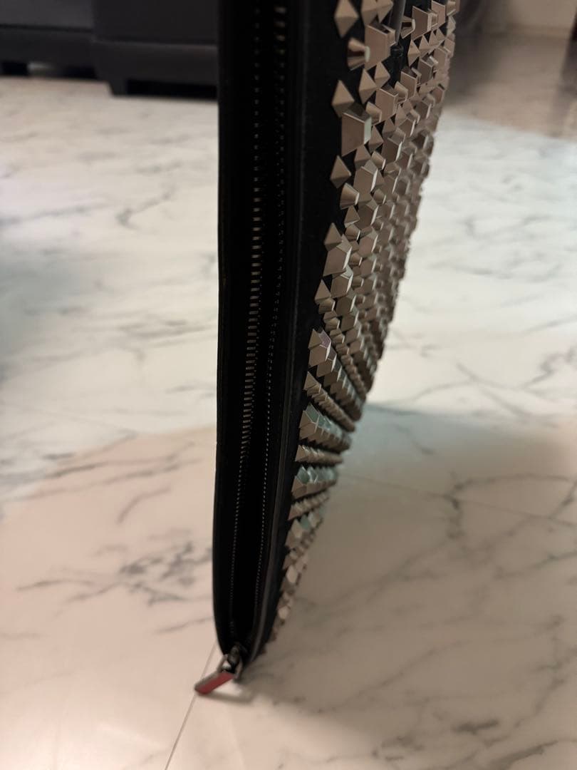 ルブタン　書類カバン